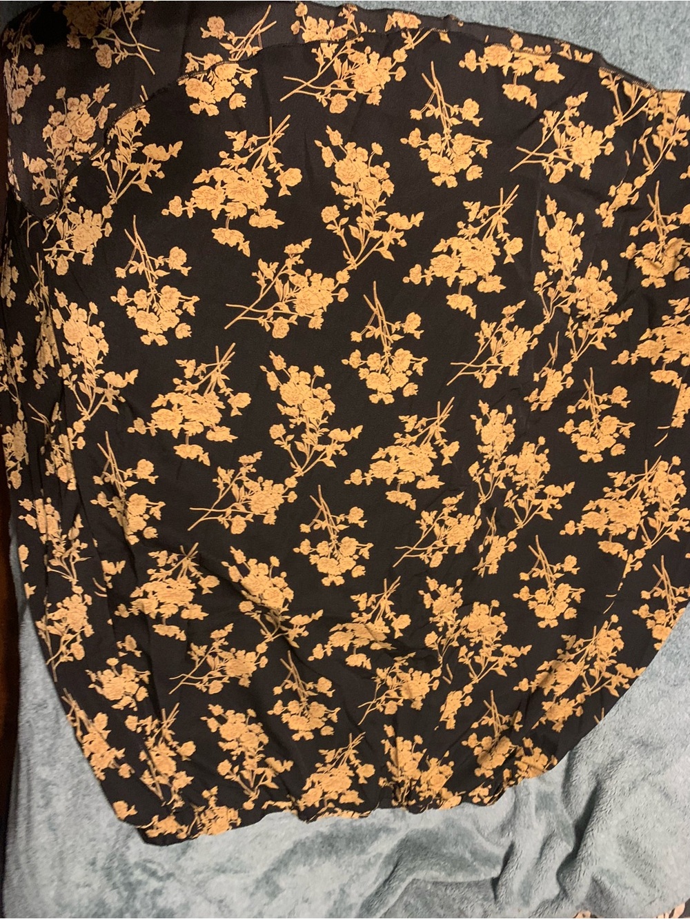 SHEIN Black Floral Curve Skirt with Yellow Print